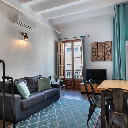 Beautiful Renovated Loft Minutes From The Beach บาร์เซโลนา ภายนอก รูปภาพ