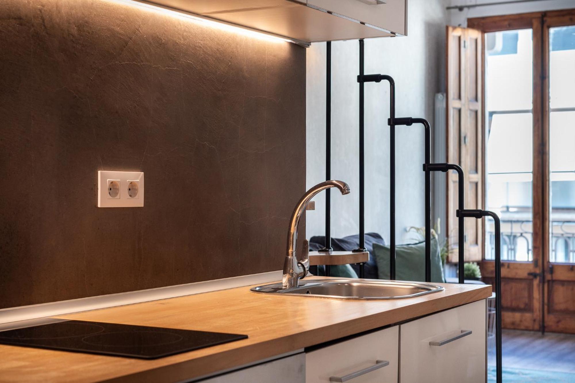 Beautiful Renovated Loft Minutes From The Beach บาร์เซโลนา ภายนอก รูปภาพ