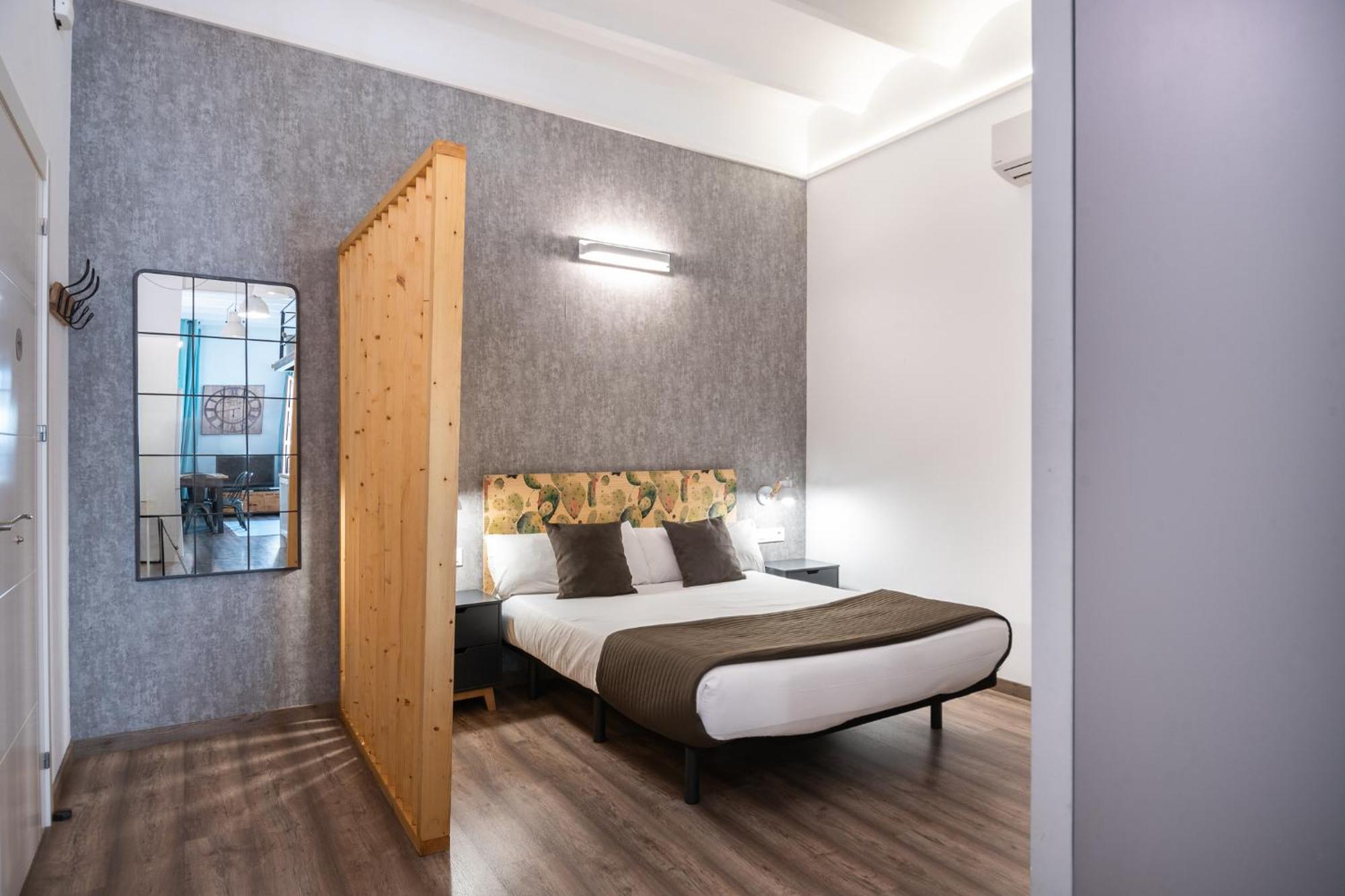 Beautiful Renovated Loft Minutes From The Beach บาร์เซโลนา ภายนอก รูปภาพ